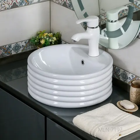 Раковина MELANA MLN-7197 (А245)