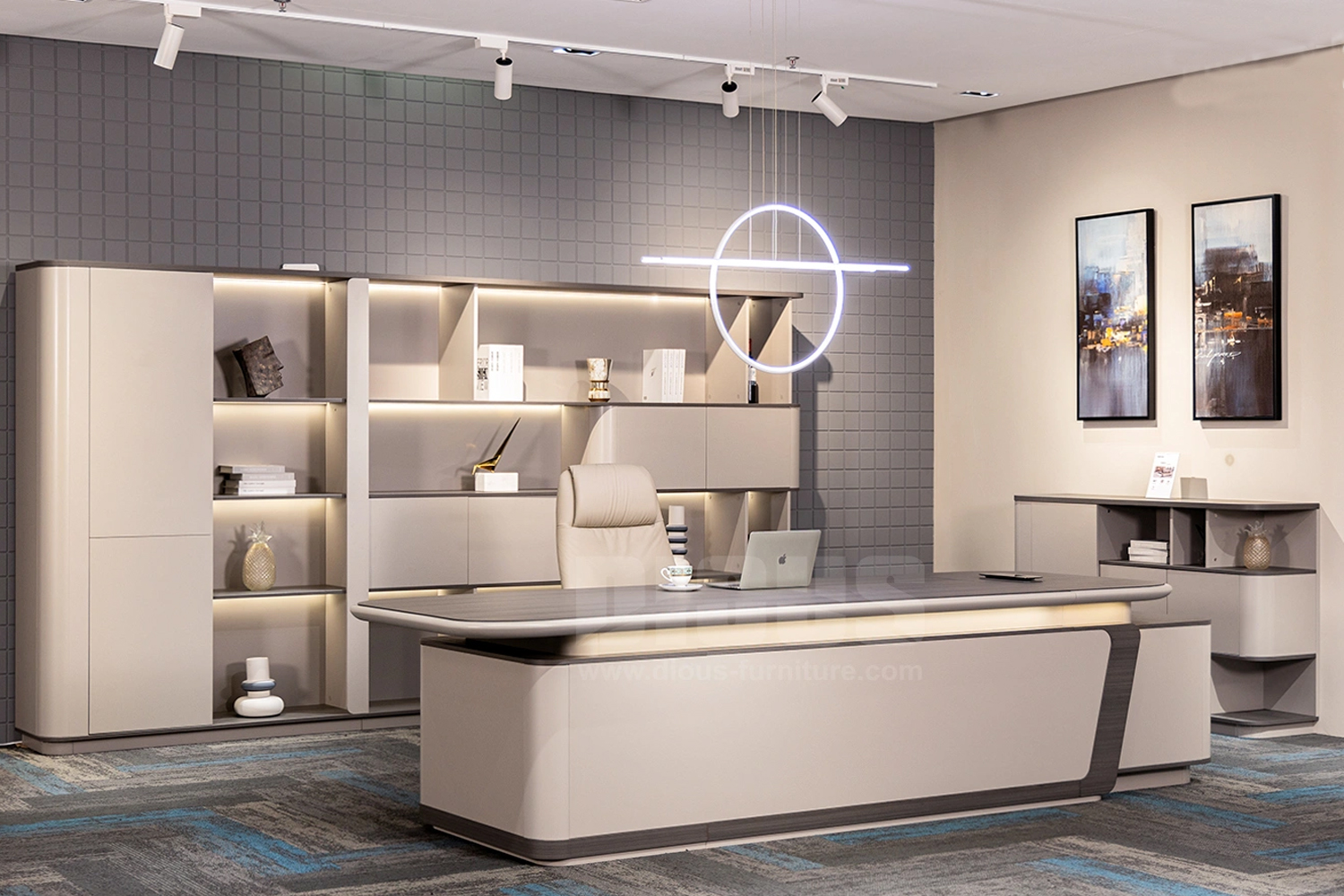 Кресло с высокой спинкой DL251A